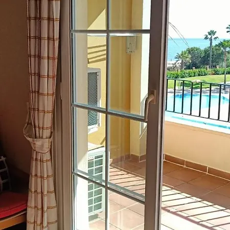 Apartamento Residencial Cisnes Primera Linea Playa Isla Canela